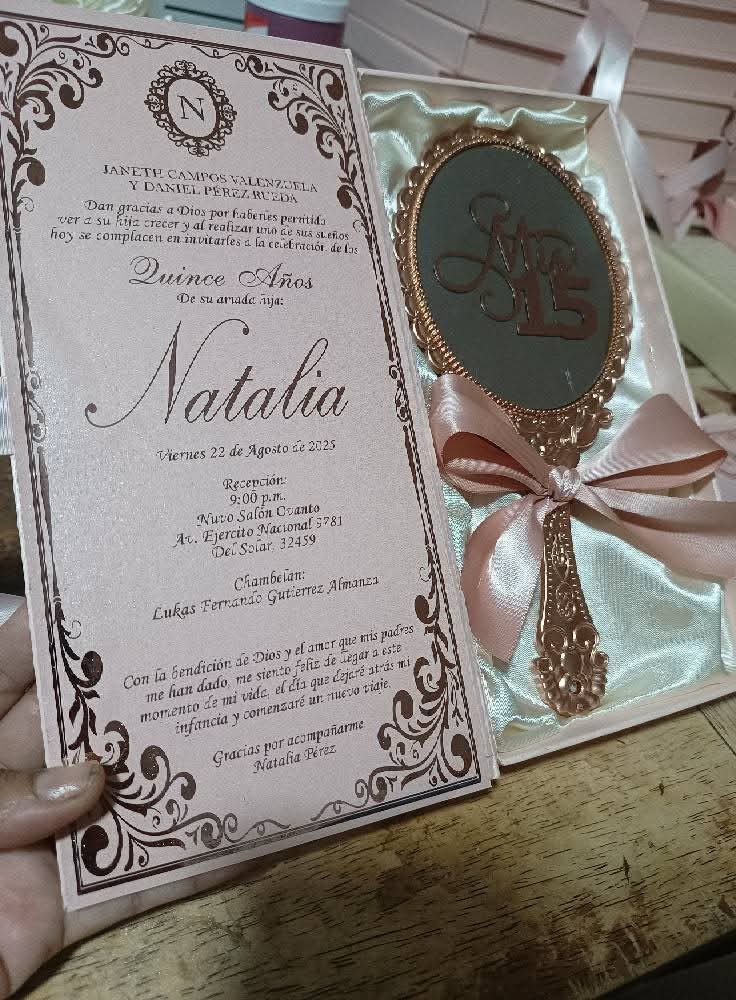 D' ZOAR invitaciones